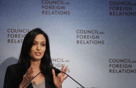 Actress Angelina Jolie addresses the Council on Foreign Relations during a symposium on International Law and Justice in New York, October 17, 2008.