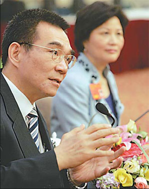 国内英语新闻：Chinese economy to have rosy prospect amid uncertainties