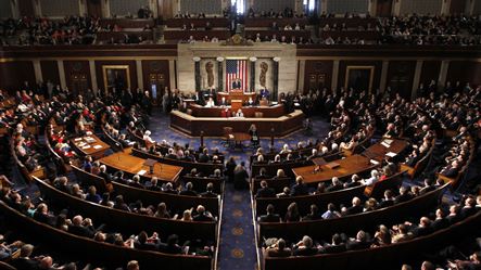 US Congress Avoids Fiscal Cliff, Postpones Budget Decision