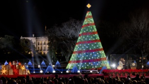 The History of Christmas in America