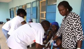 <a href=http://www.hxen.net target=_blank class=infotextkey>study</a>: Women Prefer to Go to Female Health Workers