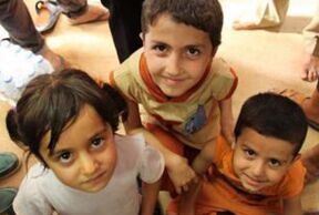 VOA常速英语:Iraqi Kids Find Refuge in Music