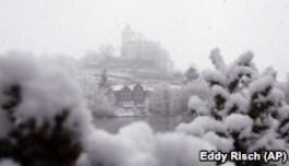 Mystery at The Ice Castle Inn: The End