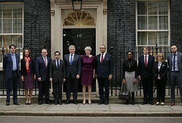 国际英语新闻:May's gov't reshuffle described as boring, 