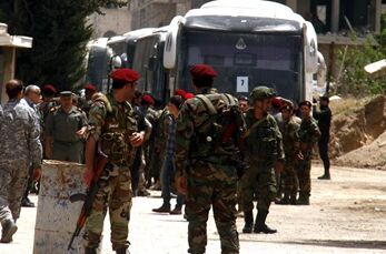 国际英语新闻:Syrian army advances in IS stronghold in southern Damascus